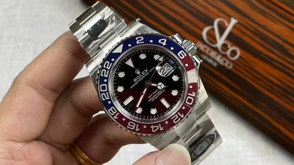 劳力士蚝式恒动 GMT Master II 男士手表